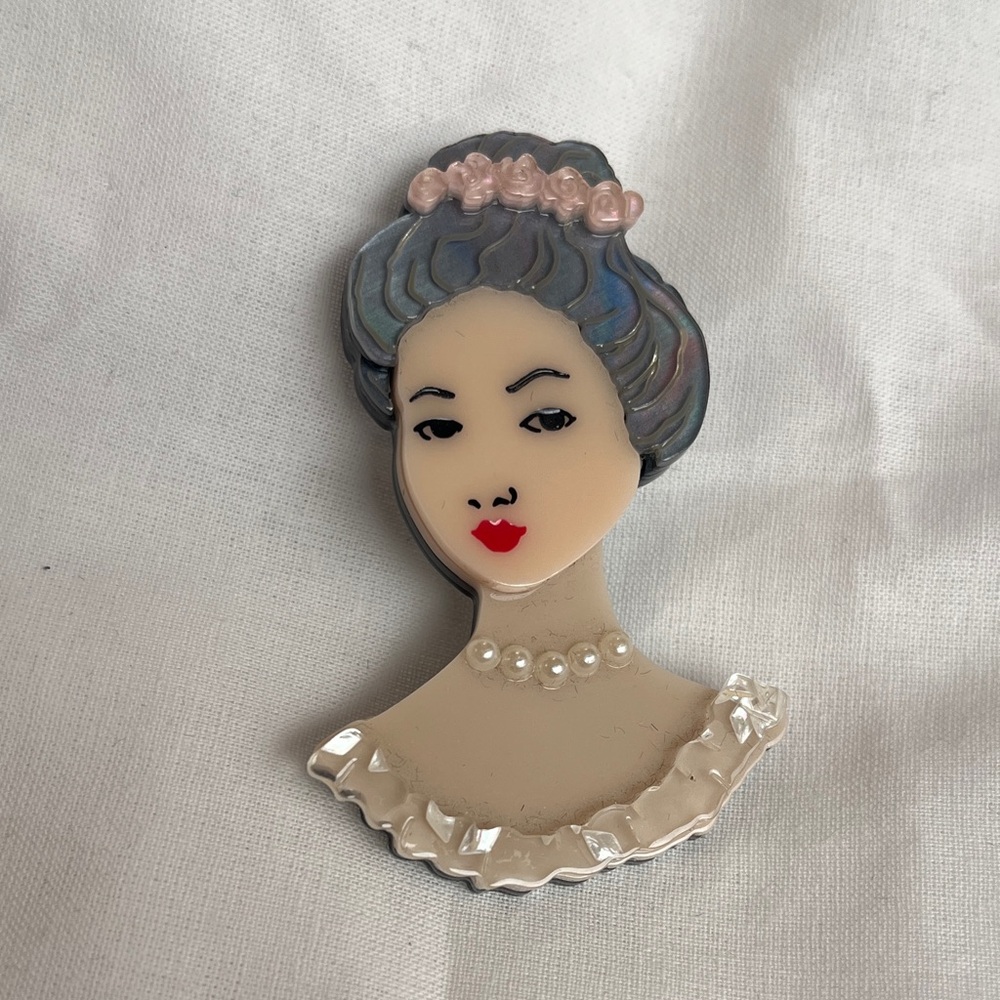 Marie Antoinette Erstwilder Paris Holiday Brooch -
